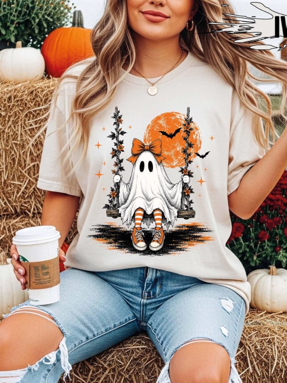 Women’s Halloween Ghost Graphic Tee - Off White